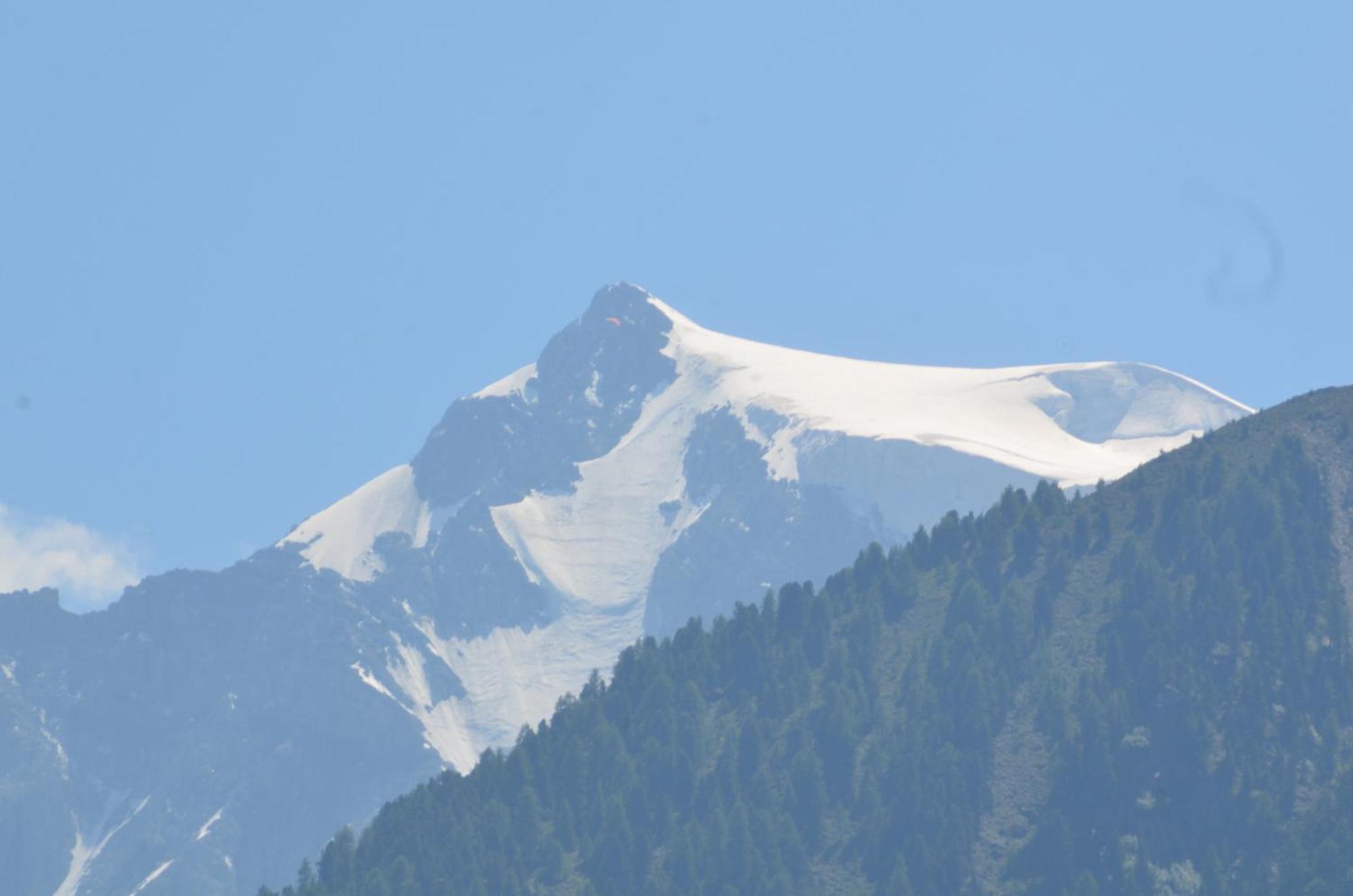 Stilfser Haeuschen Mit Blick Auf Koenig Ortler Villa Luaran gambar